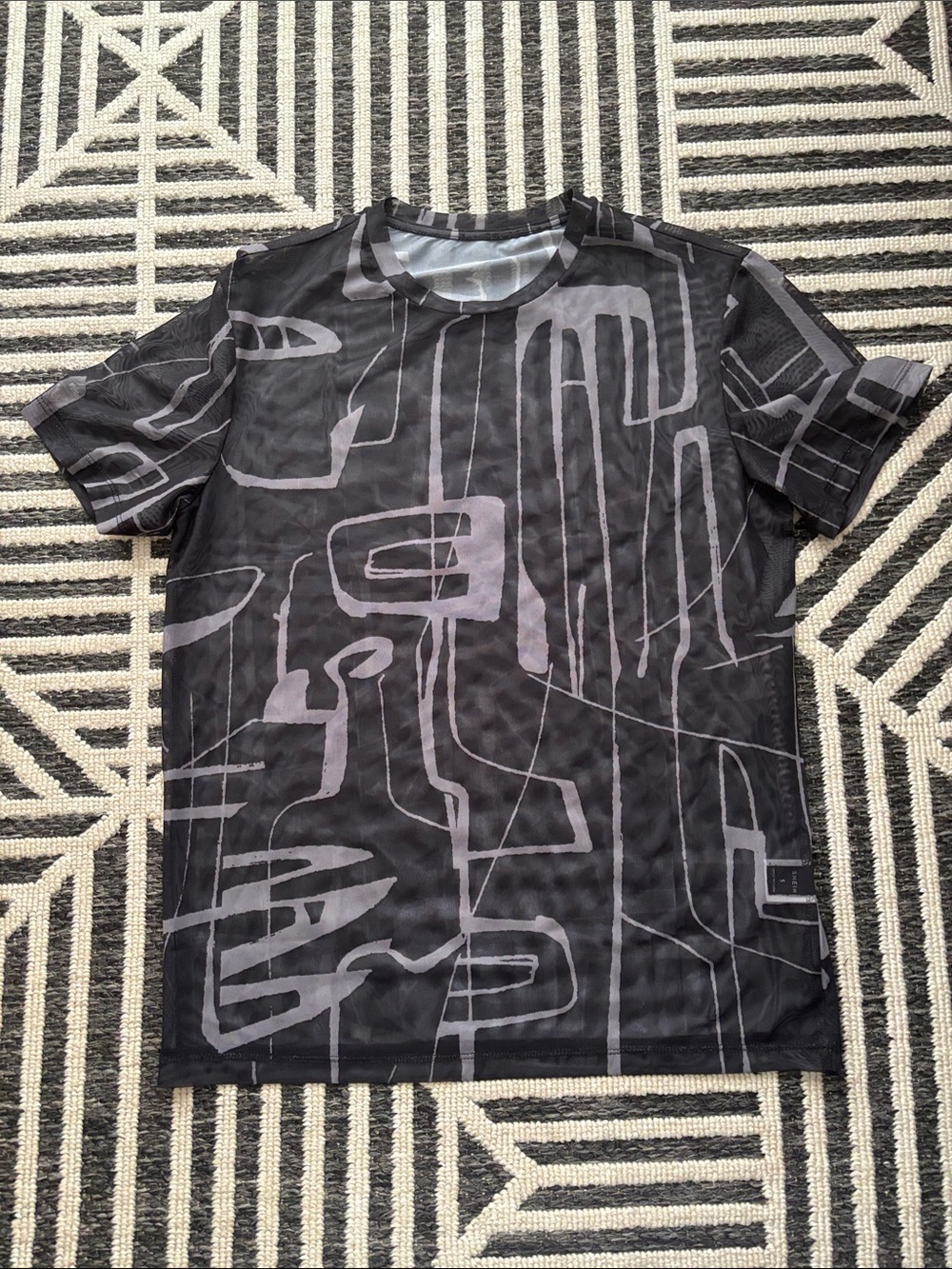 Men's Abstract Graphic Short-Sleeve Shirt - Black/Grey